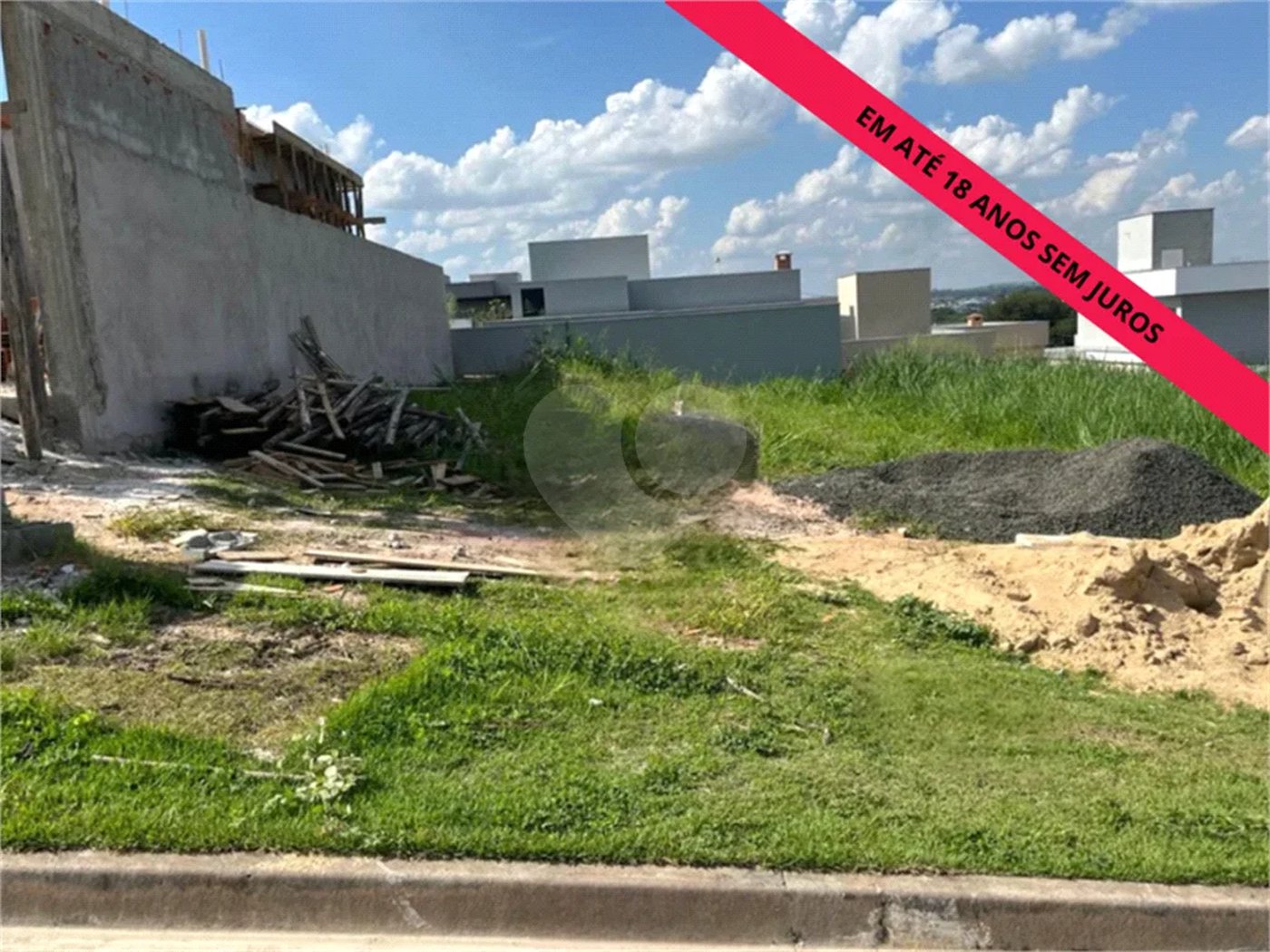 Terreno à venda no Condomínio Soleil em Piracicaba - SP.
