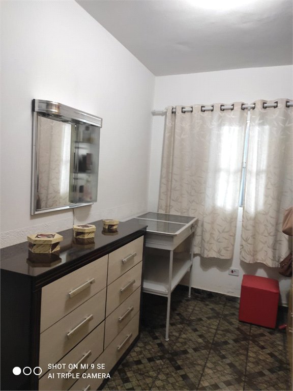 Sobrado à venda com 1 suíte em Jardim Luciana, Itaquaquecetuba, SP