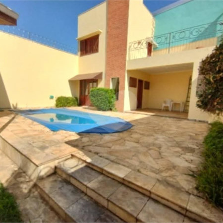 Casa à venda com 3 quartos, sendo 1 suíte, em Vila São José, Itapetininga, SP