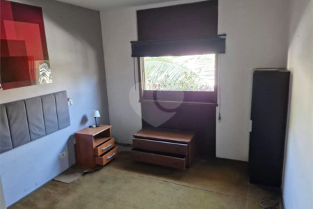 Casa à venda com 4 quartos, sendo 1 suíte, em Jardim Consórcio, São Paulo, SP