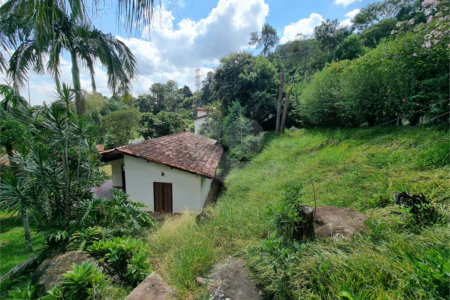 Casa à venda com 3 quartos, sendo 1 suíte, no condomínio São Joaquim, Vinhedo - SP