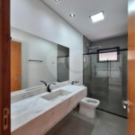 Casa à venda com 3 quartos, sendo 1 suíte,  em João Xxiii, Vinhedo, SP