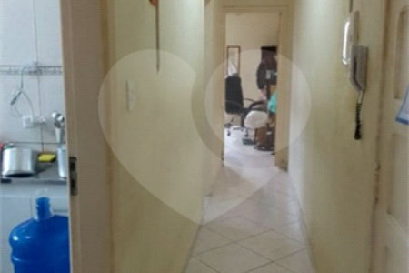 Apartamento à venda com 2 quartos em Sé, São Paulo, SP