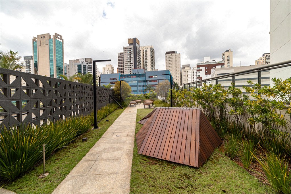 Apartamento para alugar com 2 suítes em Vila Olímpia, São Paulo, SP