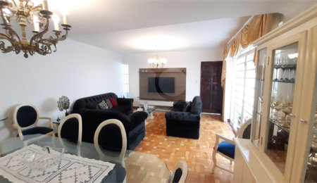 Sobrado à venda com 4 quartos, sendo 1 suíte,  em Planalto Paulista, São Paulo, SP