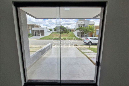 Casa em condomínio à venda com 3 quartos, sendo 1 suíte, em Cajuru do Sul, Sorocaba, SP