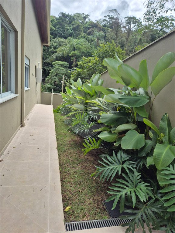 Casa à venda com 3 suítes no condomínio Alpes da Cantareira, Mairiporã - SP