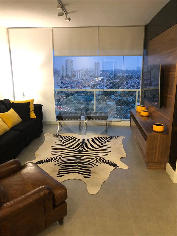 Apartamento à venda com 2 quartos, sendo 1 suíte, em Campo Belo, São Paulo, SP
