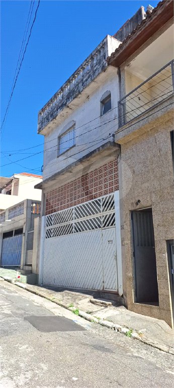 Sobrado à venda com 5 quartos, sendo 1 suíte, em Vila Gustavo, São Paulo, SP
