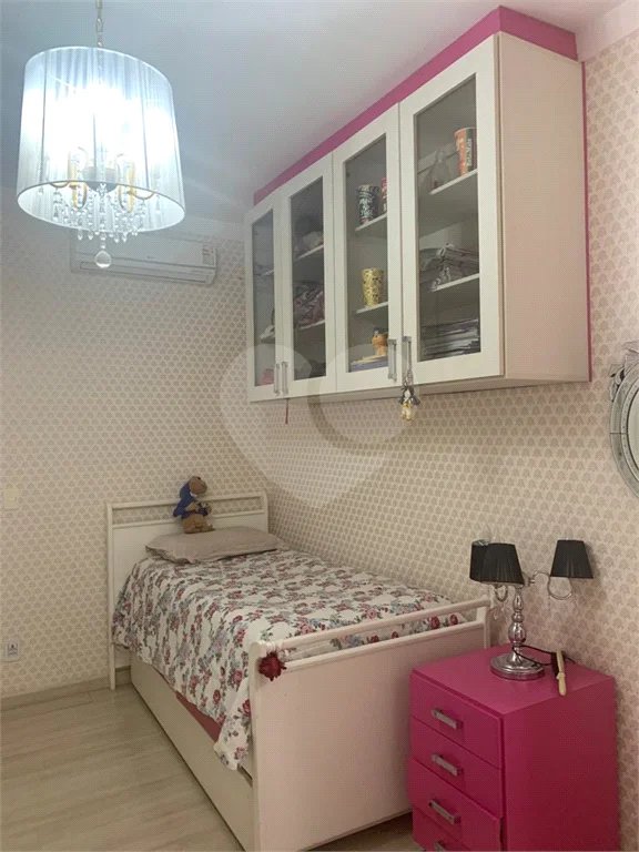 Casa à venda com 4 quartos, sendo 1 suíte, no condomínio Ibiaram, Itupeva - SP