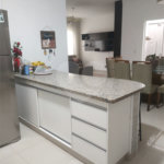 Casa à venda com 3 quartos, sendo 1 suíte, no condomínio Campos do Conde I, Paulínia - SP