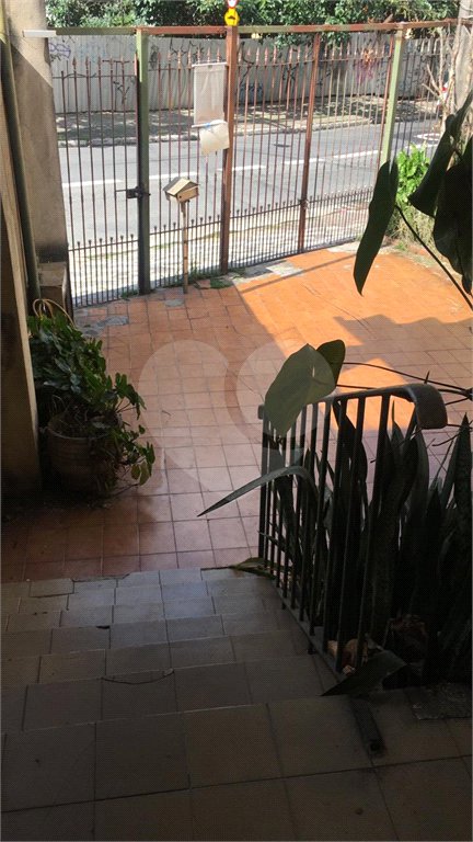 Sobrado à venda com 2 quartos em Santana, São Paulo, SP