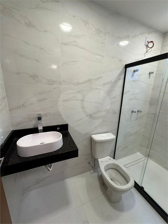 Casa à venda com 5 quartos, sendo 4 suítes, no condomínio Grand Park, Rio de Janeiro - RJ