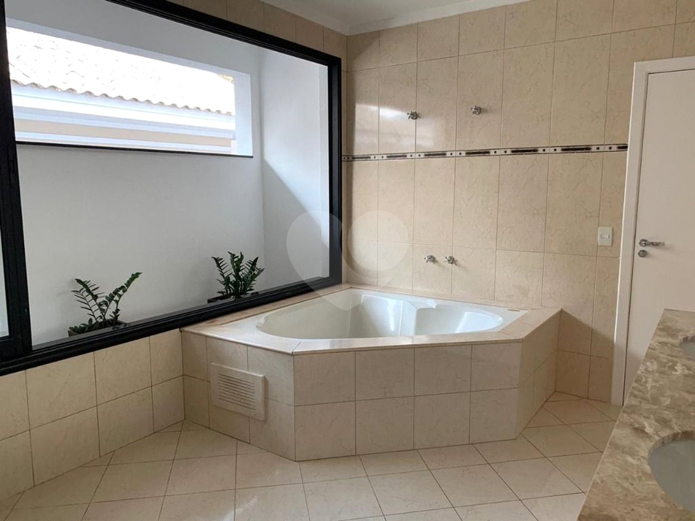 Casa à venda com 4 suítes no condomínio Residencial Tivoli Park, Sorocaba - SP
