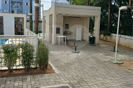 Apartamento à venda com 2 quartos, sendo 1 suíte,  em Parque Santana, Mogi das Cruzes, SP
