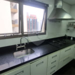 Apartamento à venda com 3 quartos, sendo 1 suíte,  em Indianópolis, São Paulo, SP