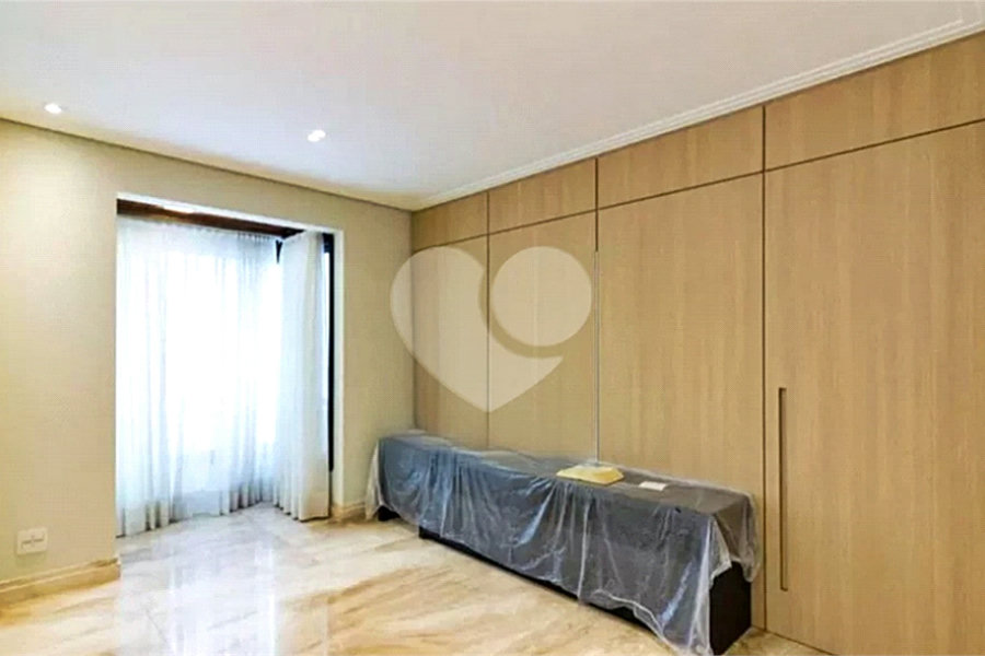 Apartamento à venda com 4 quartos, sendo 3 suítes, em Santana, São Paulo, SP