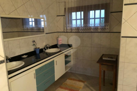 Casa à venda com 3 quartos, sendo 2 suítes, no condomínio Residencial Vivendas Piccolo Paese, Salto - SP