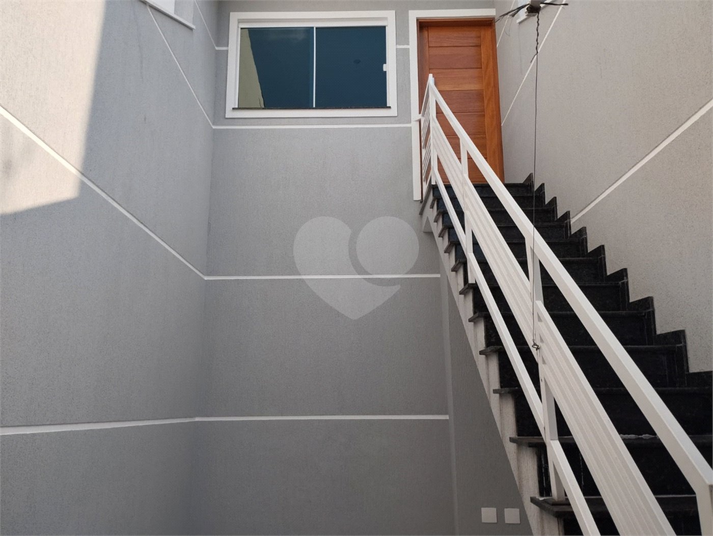 Sobrado à venda com 3 quartos, sendo 1 suíte, em Vila Mazzei, São Paulo, SP
