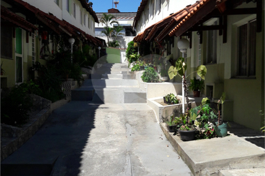 Casa à venda com 2 quartos no condomínio Nova Vida, São Paulo - SP