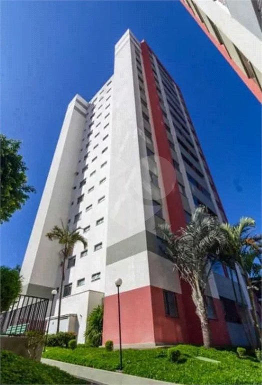 Apartamento com 49m², 2 quartos, 1 garagem, à venda em Itaquera