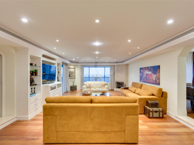 Apartamento à venda ou para alugar com 4 suítes em Alto da Boa Vista, São Paulo, SP