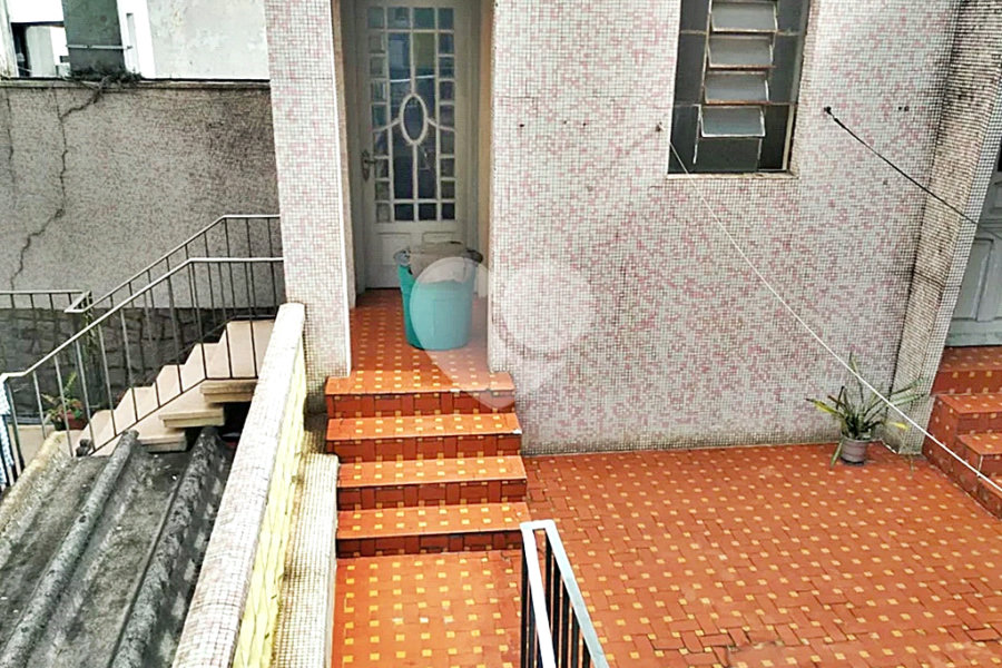 Casa à venda com 4 quartos, sendo 3 suítes, em Santana, São Paulo, SP