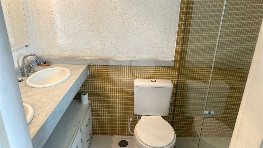 Sobrado à venda com 3 quartos, sendo 1 suíte,  em Água Fria, São Paulo, SP