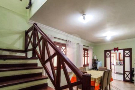 Casa à venda com 3 quartos, sendo 1 suíte,  em Vila Morse, São Paulo, SP