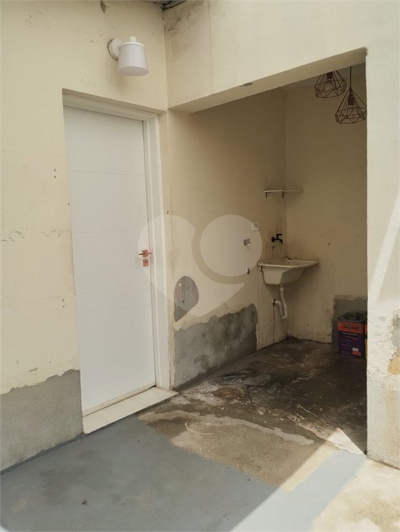 Casa Térrea à venda com 1 quarto em Vila Nivi, São Paulo, SP