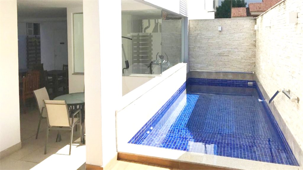 Cobertura à venda com 2 quartos, sendo 1 suíte,  em Tijuca, Rio de Janeiro, RJ