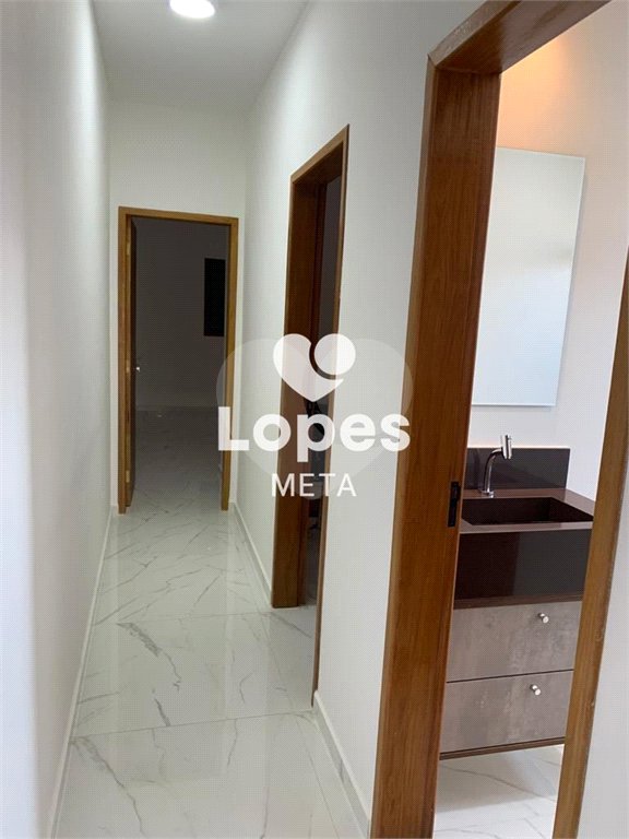 Casa à venda com 3 quartos, sendo 1 suíte,  no condomínio Residencial São José, Taubaté - SP