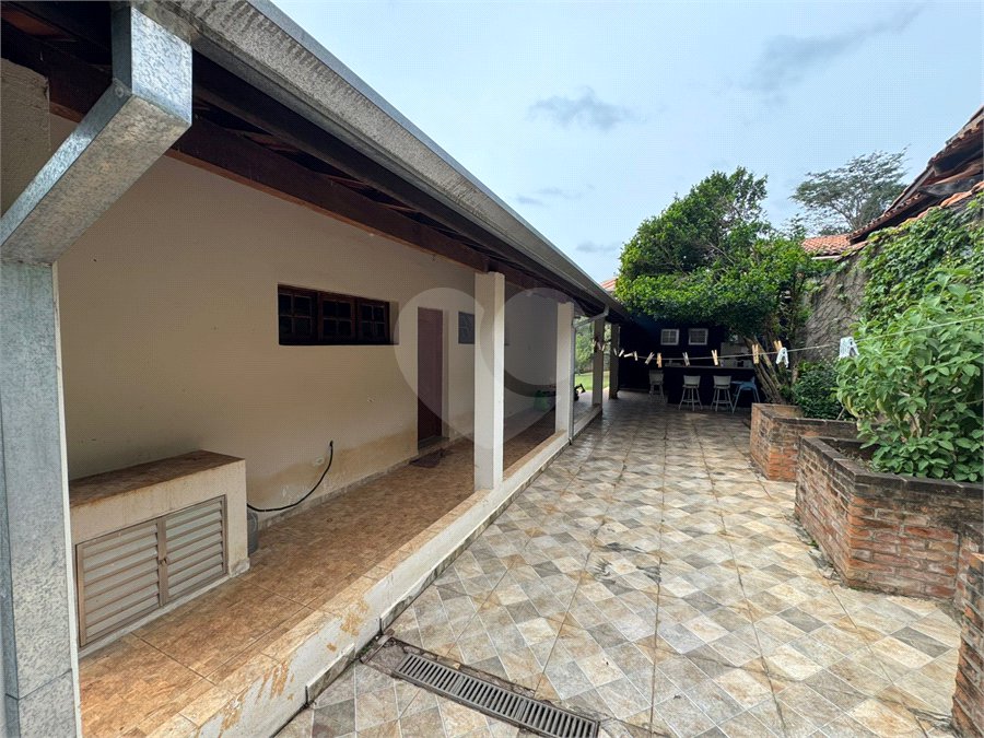 Casa à venda com 3 quartos, sendo 1 suíte, no condomínio Haras São Luiz, Salto - SP