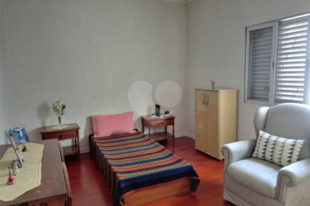 Sobrado à venda com 4 quartos, sendo 1 suíte, em Santana, São Paulo, SP