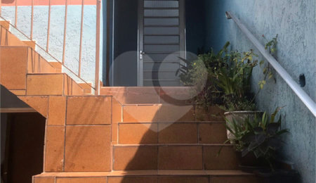 Sobrado à venda com 5 quartos, sendo 1 suíte,  em Tremembé, São Paulo, SP