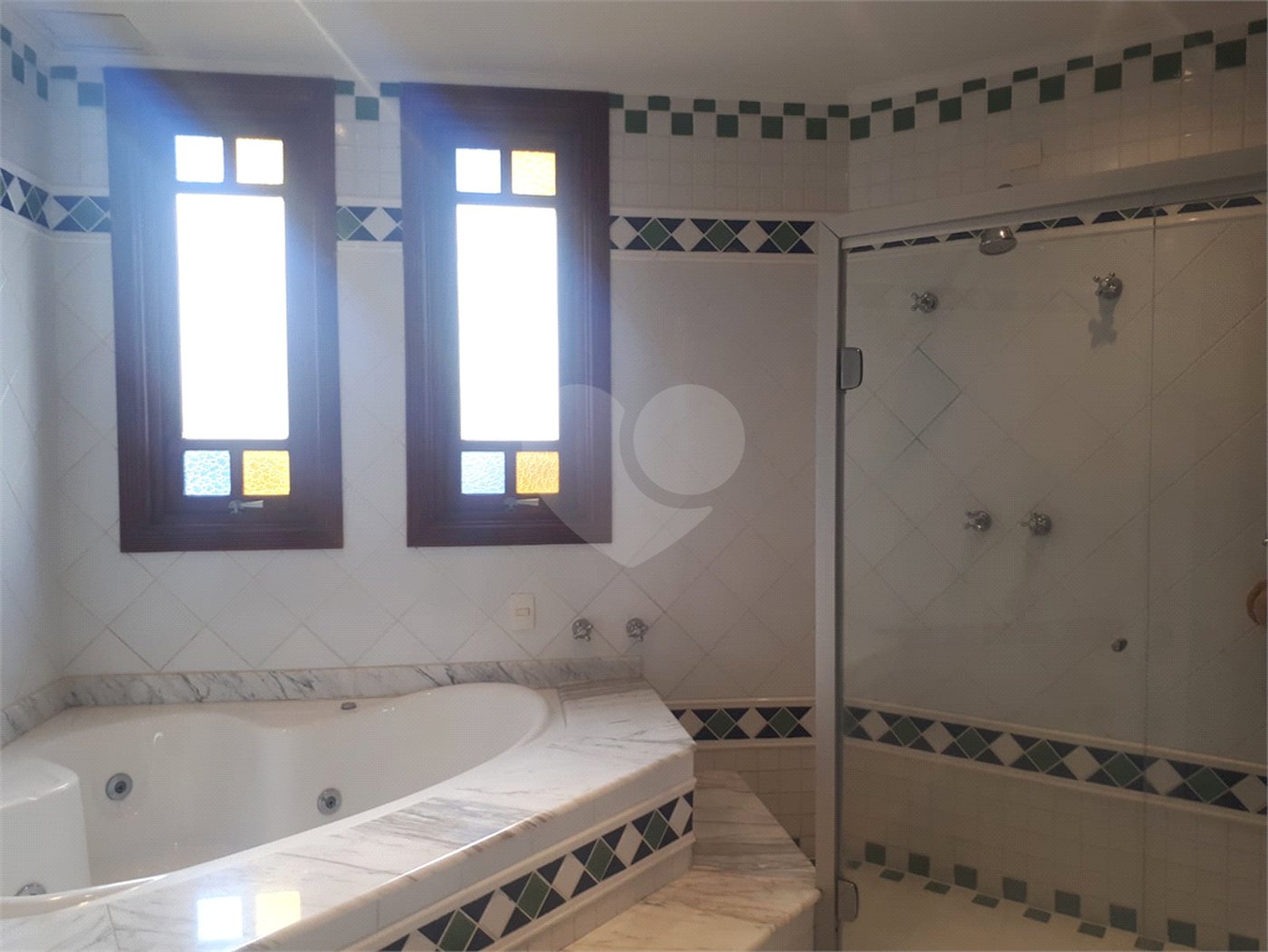 Casa à venda com 7 quartos, sendo 4 suítes,  no condomínio São Joaquim, Vinhedo - SP