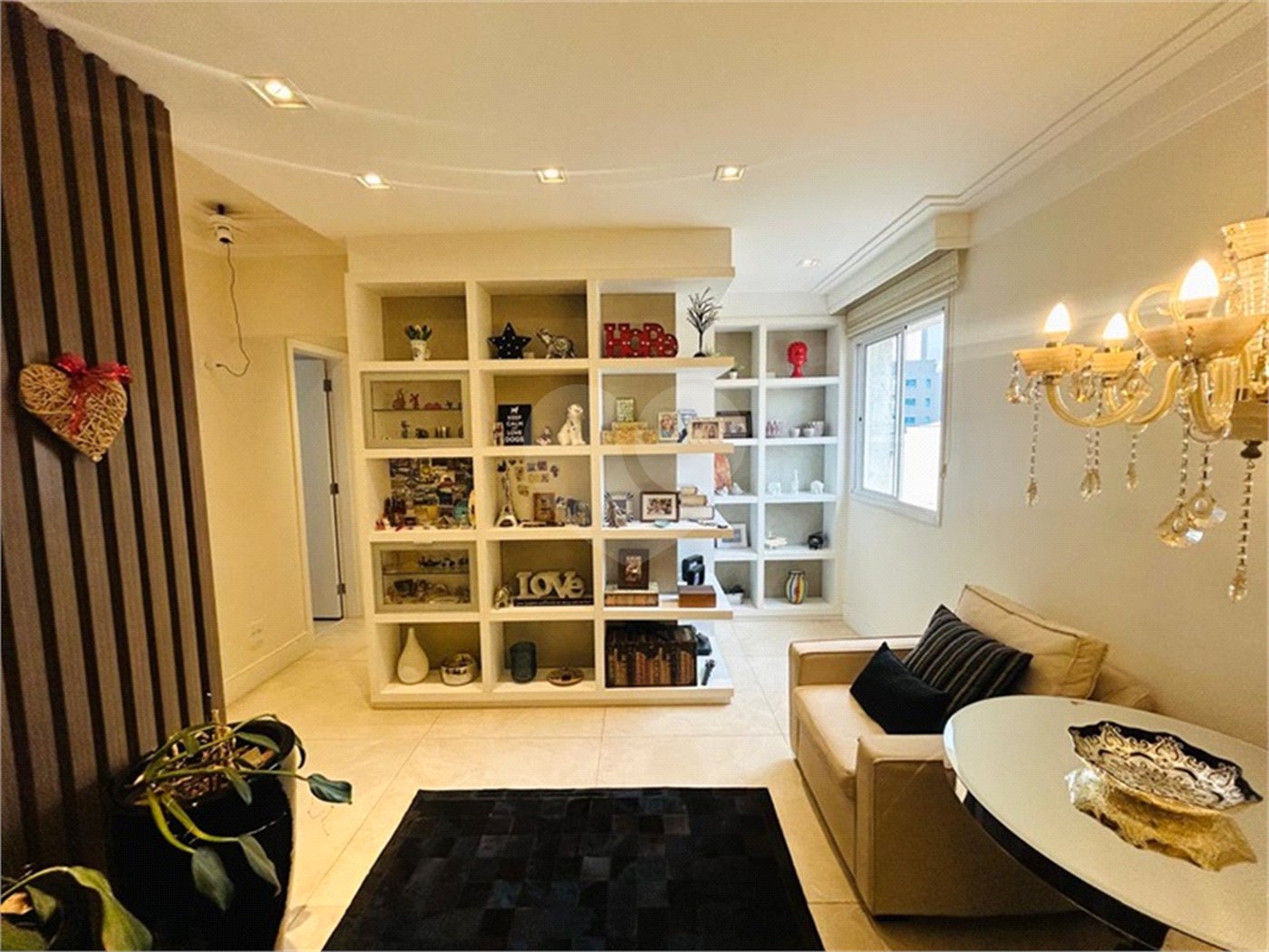 Apartamento à venda com 2 quartos, sendo 1 suíte, em Santa Cecília, São Paulo, SP