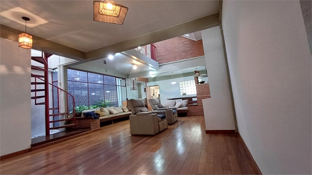 Sobrado à venda com 3 quartos, sendo 1 suíte, em Jabaquara, São Paulo, SP
