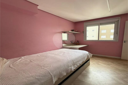 Apartamento à venda ou para alugar com 3 quartos, sendo 1 suíte, em Vila Andrade, São Paulo, SP
