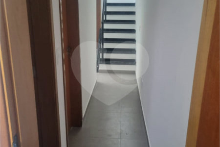 Sobrado à venda com 3 quartos, sendo 1 suíte, em Vila São Paulo, São Paulo, SP