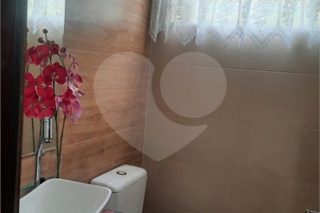 Casa à venda com 4 quartos, sendo 1 suíte,  em Vila Rosália, Guarulhos, SP