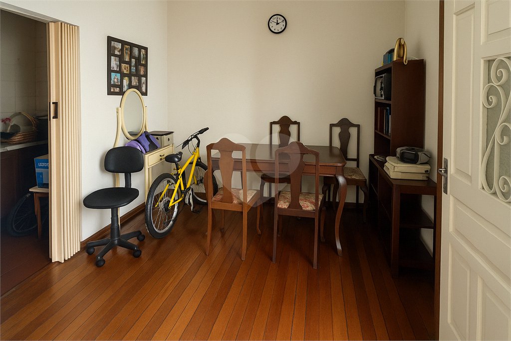 Casa à venda com 6 quartos em Vila Maria, Itapetininga, SP