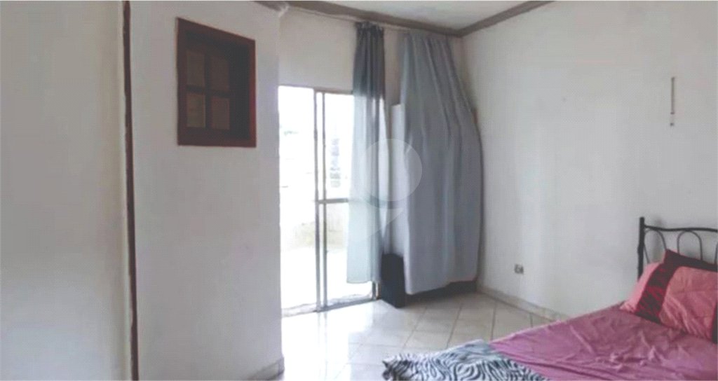 Sobrado à venda com 3 quartos, sendo 1 suíte,  em Santa Teresinha, São Paulo, SP