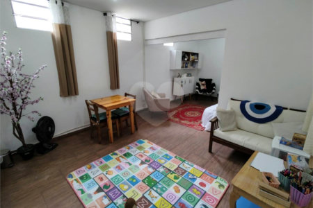 Casa à venda com 4 quartos, sendo 1 suíte, em Vila Mazzei, São Paulo, SP