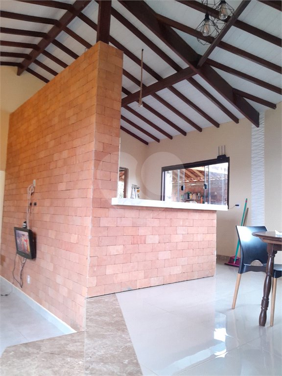 Chácara à venda com 2 quartos, sendo 1 suíte,  no Centro, Gramadinho, SP