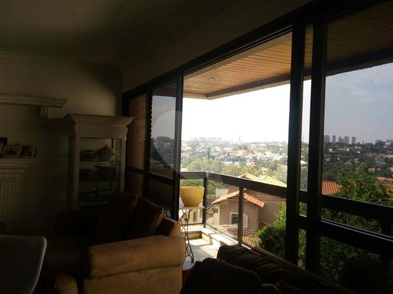 Apartamento à venda com 4 suítes em Jardim Leonor, São Paulo, SP