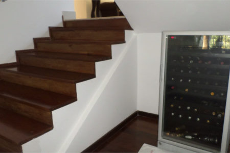 Sobrado à venda com 4 suítes em Recanto Impla, Carapicuíba, SP