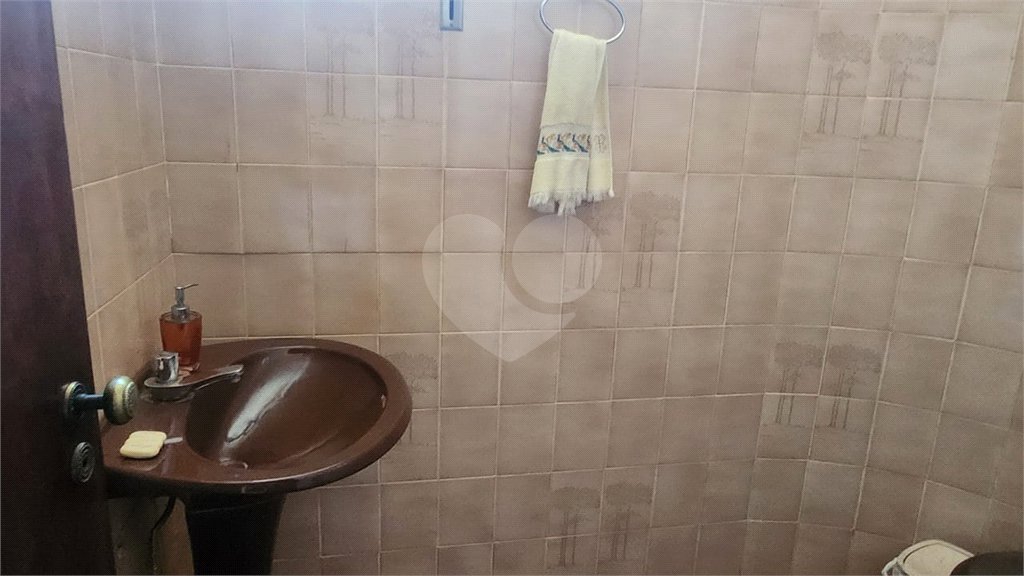 Casa à venda com 3 quartos, sendo 1 suíte, no Centro, Araraquara, SP