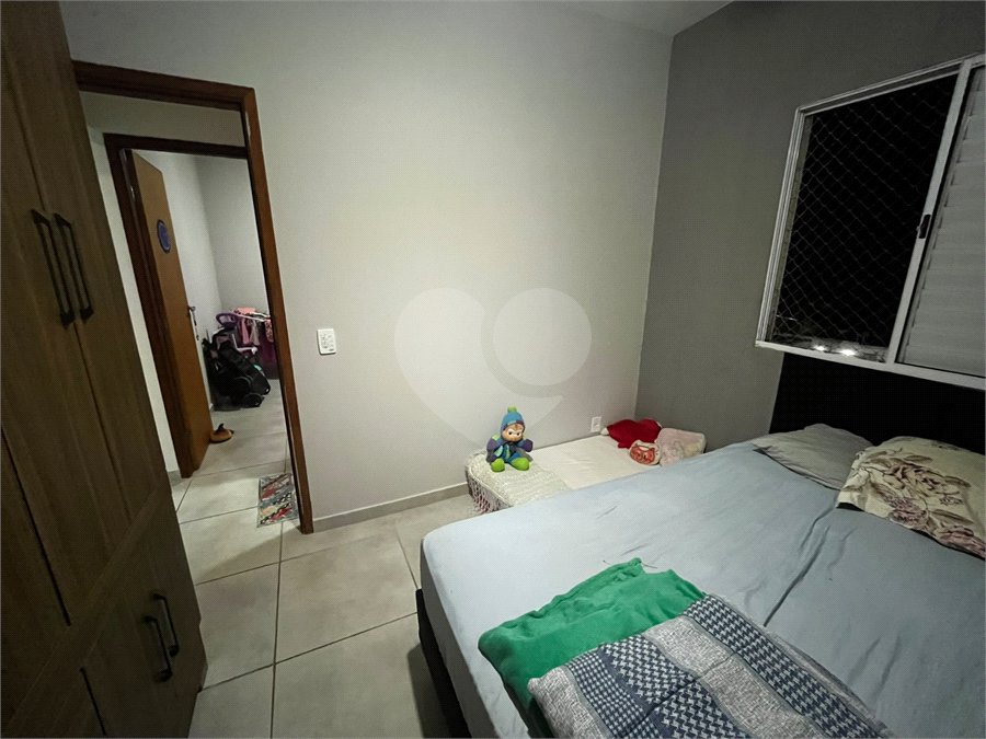 Apartamento à venda com 2 quartos em Vila Mazzei, Itapetininga, SP