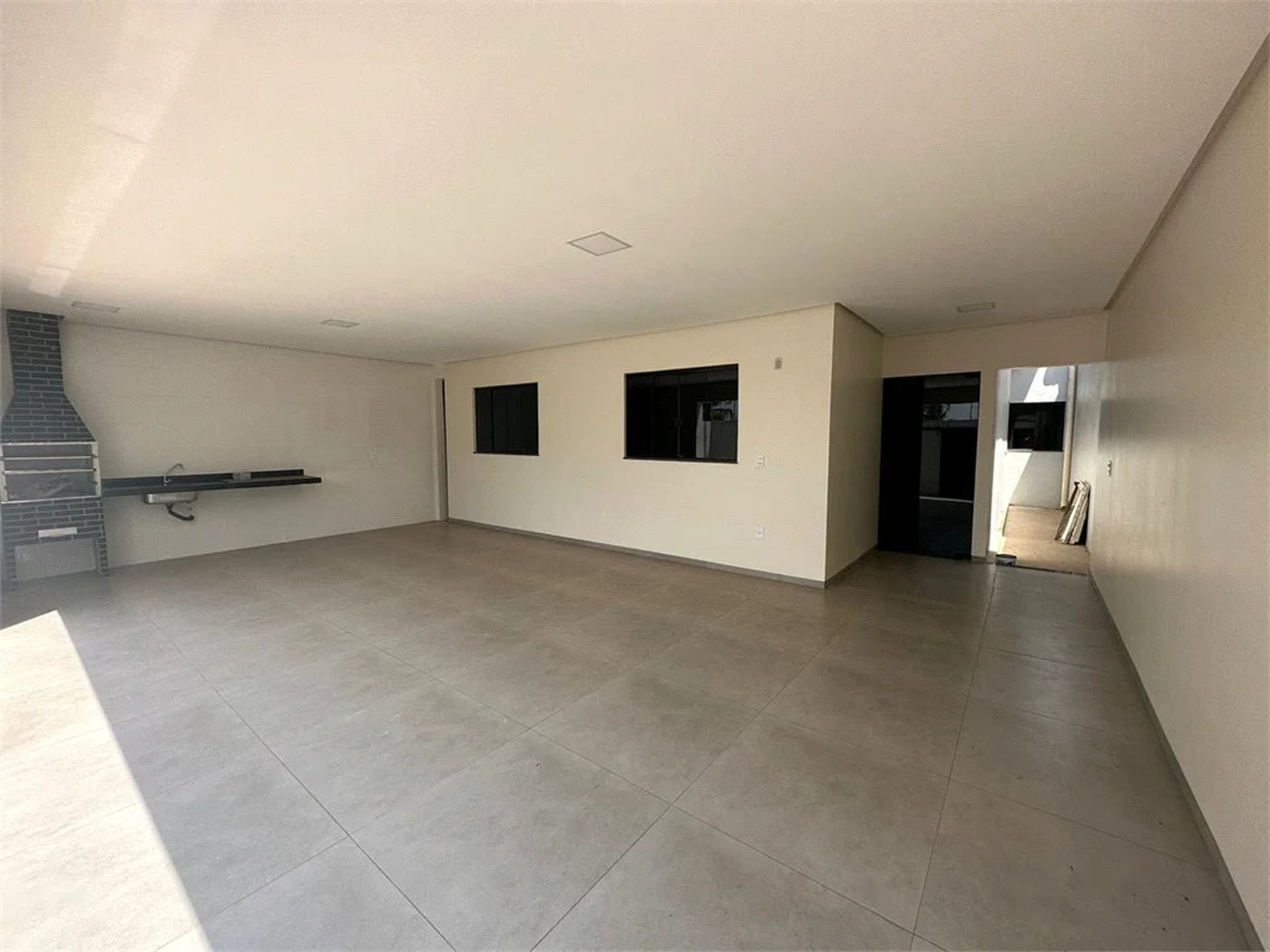 Casa à venda com 4 quartos, sendo 1 suíte, em Bacaba, Balsas, MA